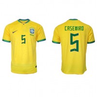 Billiga Brasilien Casemiro #5 Hemma fotbollskläder VM 2022 Kortärmad